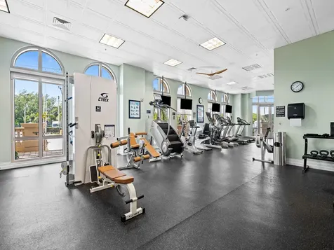 3415 N Ocean Drive Hollywood FL 33019