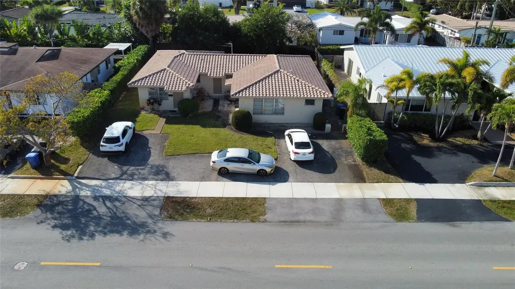 2120 NE 56th Street Fort Lauderdale FL 33308