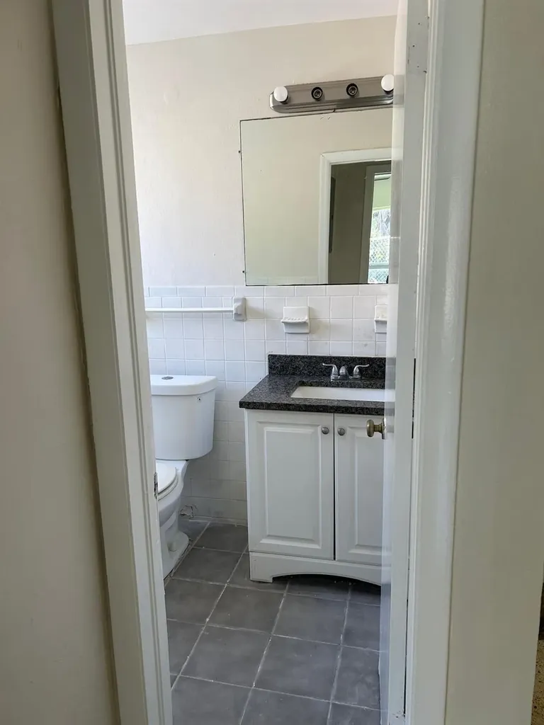 709 8th Street West Palm Beach FL 33401