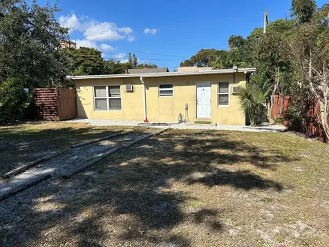709 8th Street West Palm Beach FL 33401
