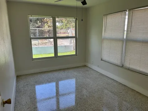709 8th Street West Palm Beach FL 33401