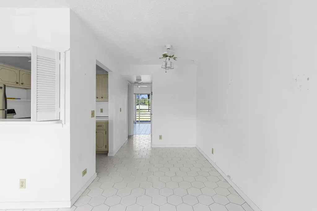 72 Ashby B Deerfield Beach FL 33442