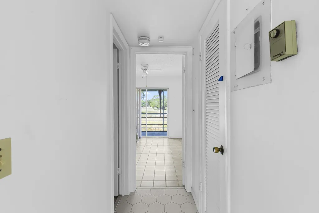 72 Ashby B Deerfield Beach FL 33442