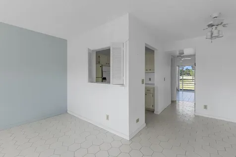 72 Ashby B Deerfield Beach FL 33442