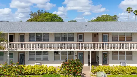 72 Ashby B Deerfield Beach FL 33442