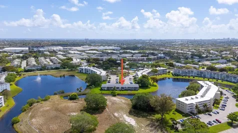 72 Ashby B Deerfield Beach FL 33442