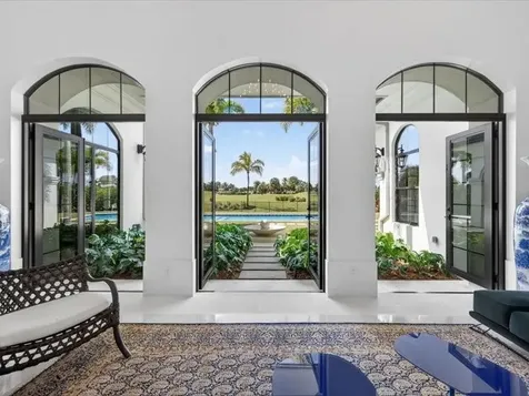 4013 Country Club Lane Fort Lauderdale FL 33308
