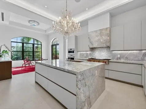 4013 Country Club Lane Fort Lauderdale FL 33308