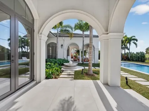 4013 Country Club Lane Fort Lauderdale FL 33308