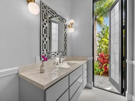 4013 Country Club Lane Fort Lauderdale FL 33308