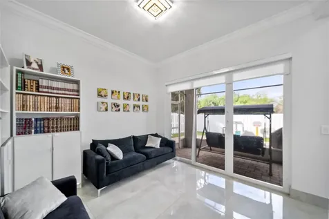 4916 SW 38th Way Hollywood FL 33312