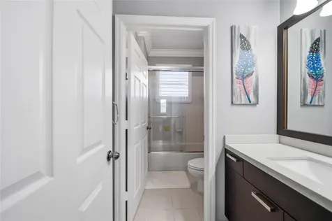 4916 SW 38th Way Hollywood FL 33312