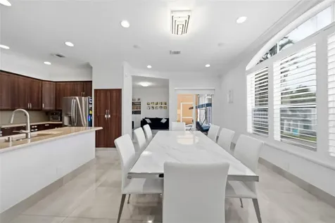 4916 SW 38th Way Hollywood FL 33312