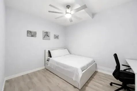4916 SW 38th Way Hollywood FL 33312
