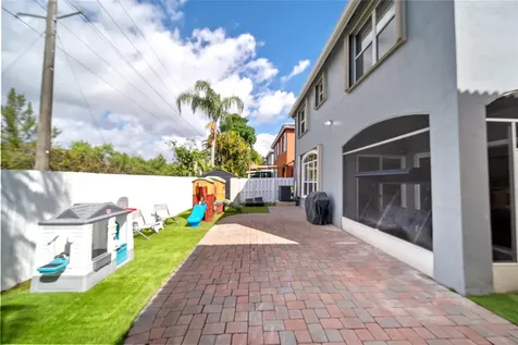 4916 SW 38th Way Hollywood FL 33312