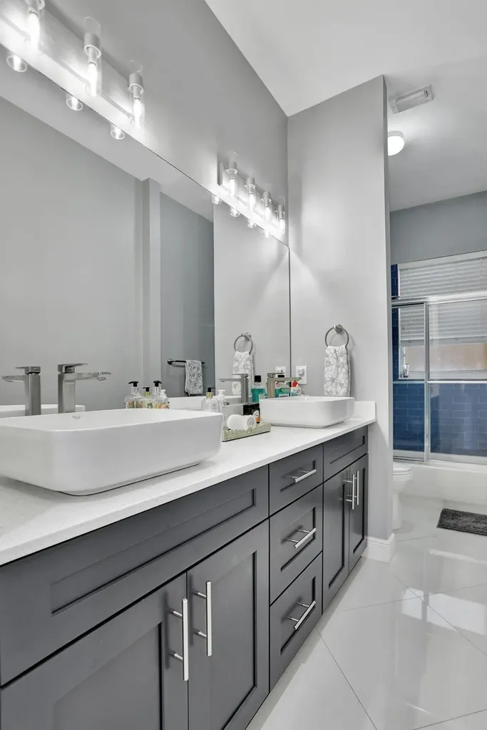 6355 NW 107th Terrace Parkland FL 33076