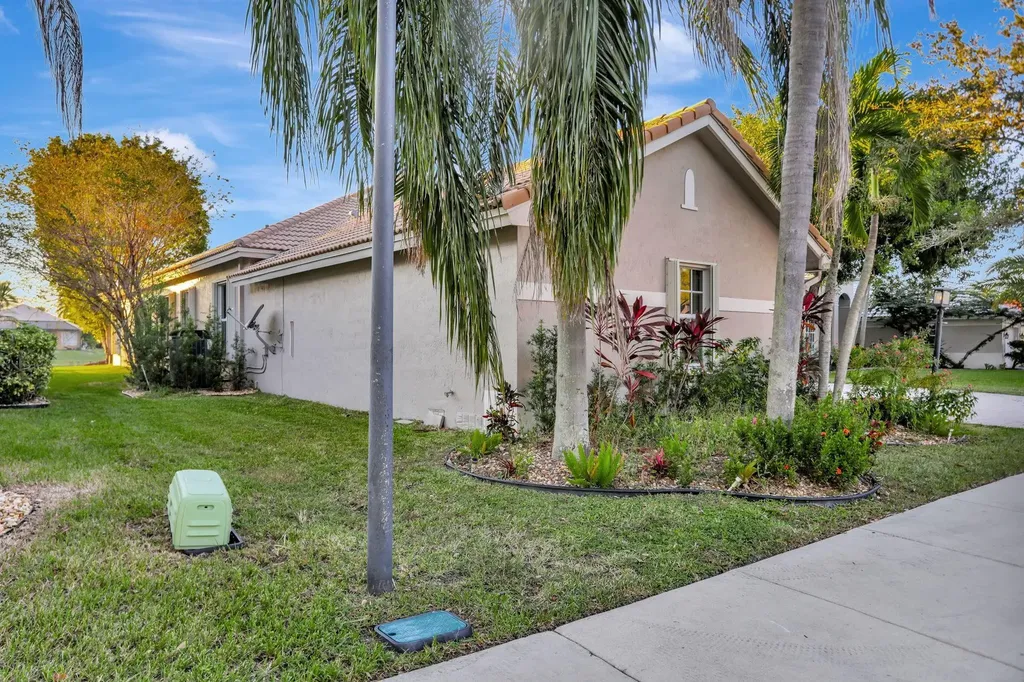 6355 NW 107th Terrace Parkland FL 33076