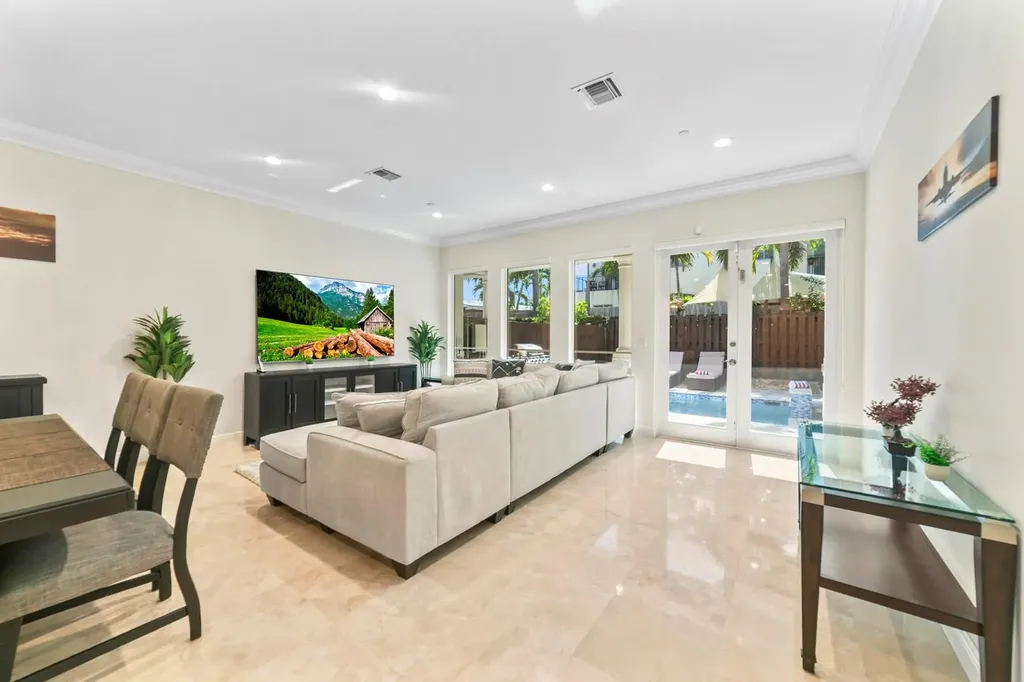 1849 NE 26th Avenue Fort Lauderdale FL 33305