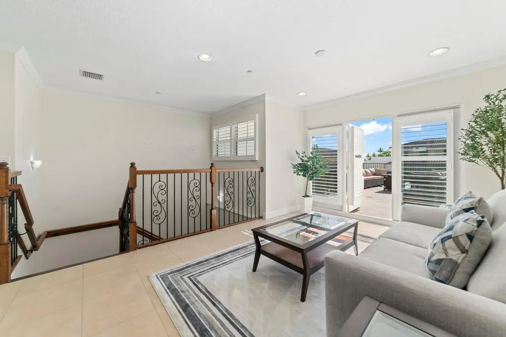 1849 NE 26th Avenue Fort Lauderdale FL 33305