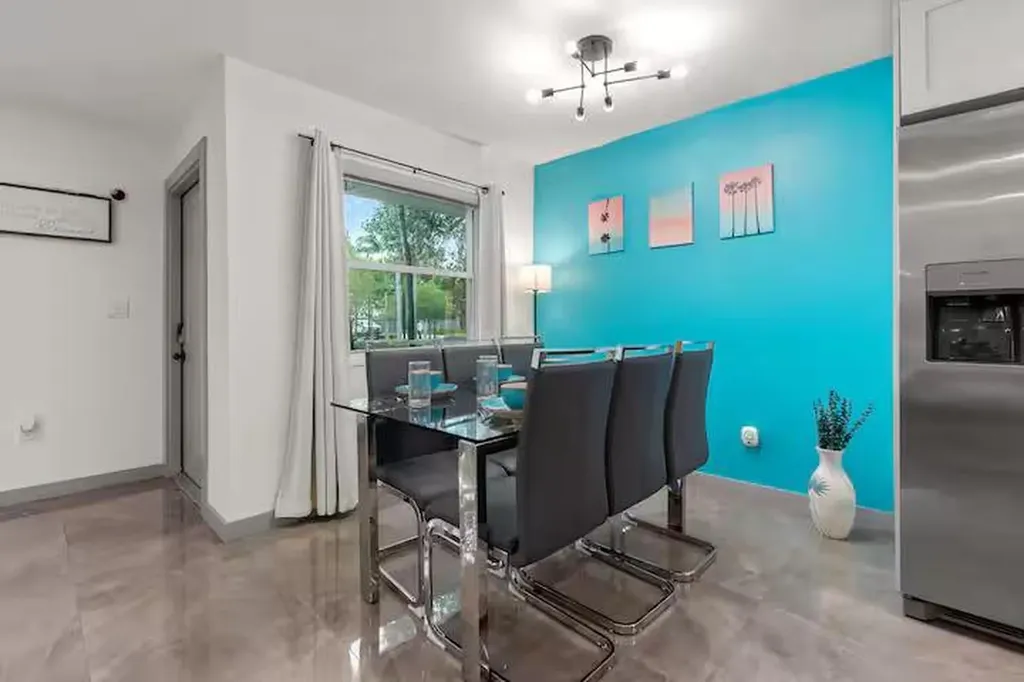 909 SW 16th Street Fort Lauderdale FL 33315