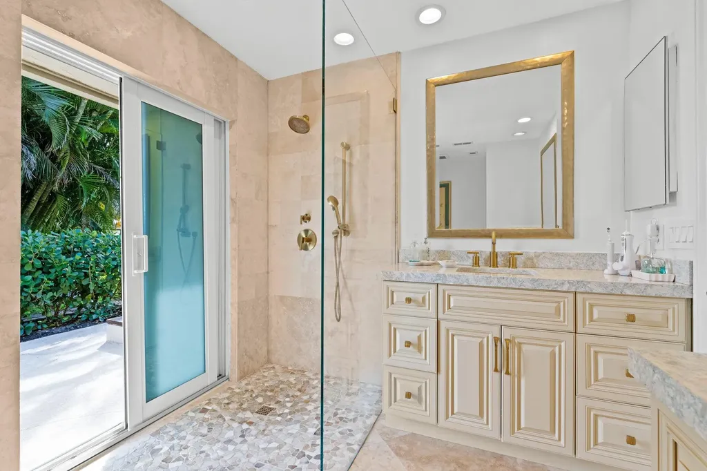 4747 S Lake Drive Boynton Beach FL 33436