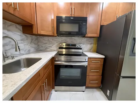 3071 NW 47th Terrace Lauderdale Lakes FL 33313