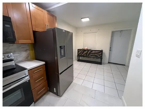 3071 NW 47th Terrace Lauderdale Lakes FL 33313