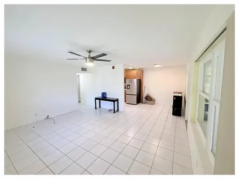 3071 NW 47th Terrace Lauderdale Lakes FL 33313