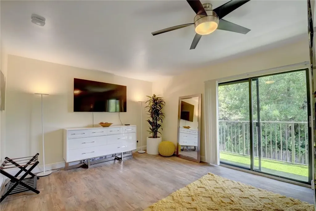 246 Avenue L Delray Beach FL 33483