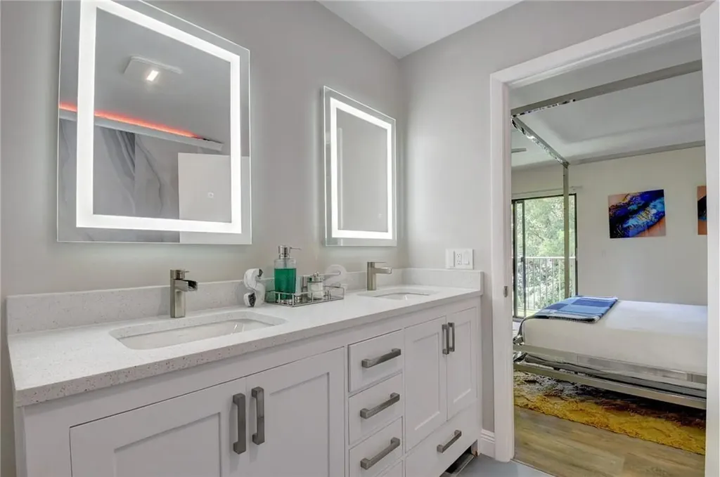 246 Avenue L Delray Beach FL 33483