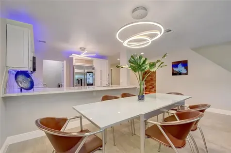 246 Avenue L Delray Beach FL 33483