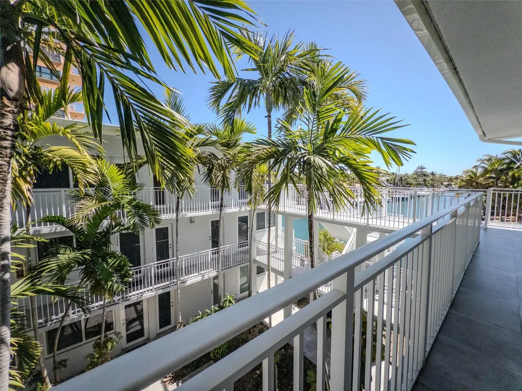2430 NE 135th Street North Miami FL 33181