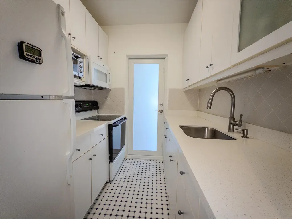 2430 NE 135th Street North Miami FL 33181