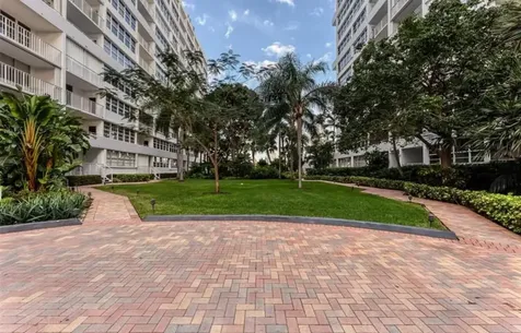 1160 N Federal Highway Fort Lauderdale FL 33304