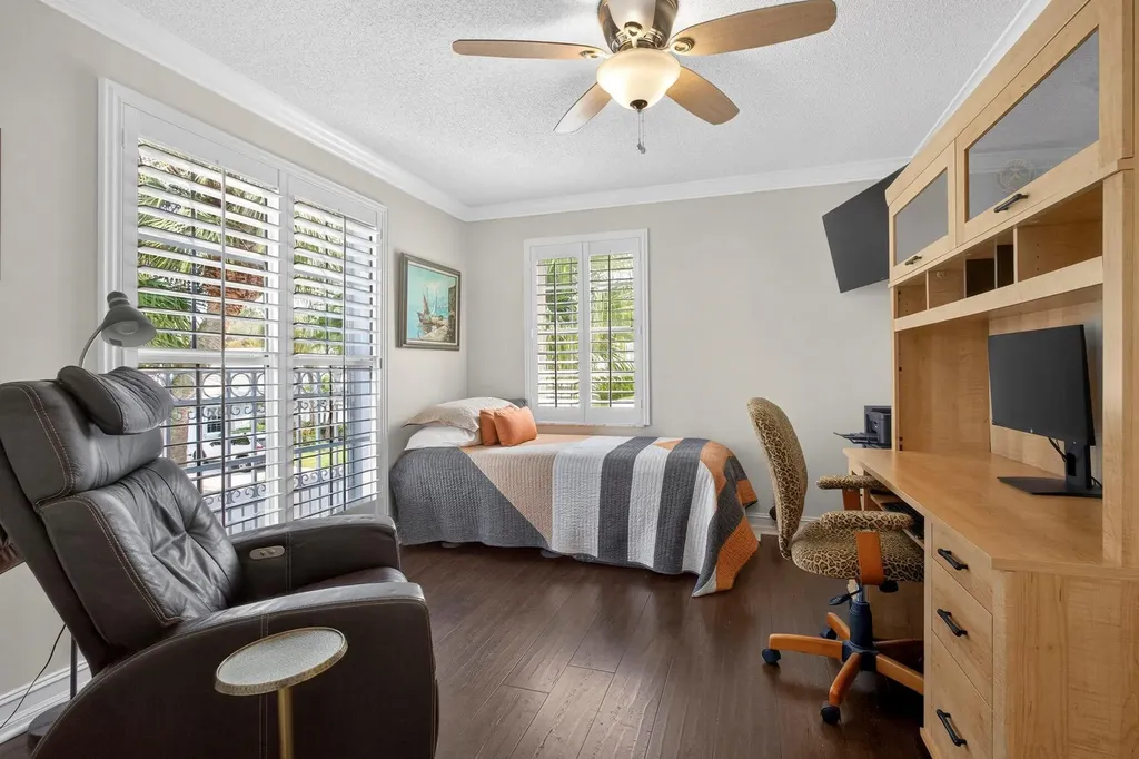12 Wyndham Lane Palm Beach Gardens FL 33418