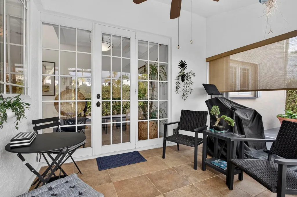 12 Wyndham Lane Palm Beach Gardens FL 33418