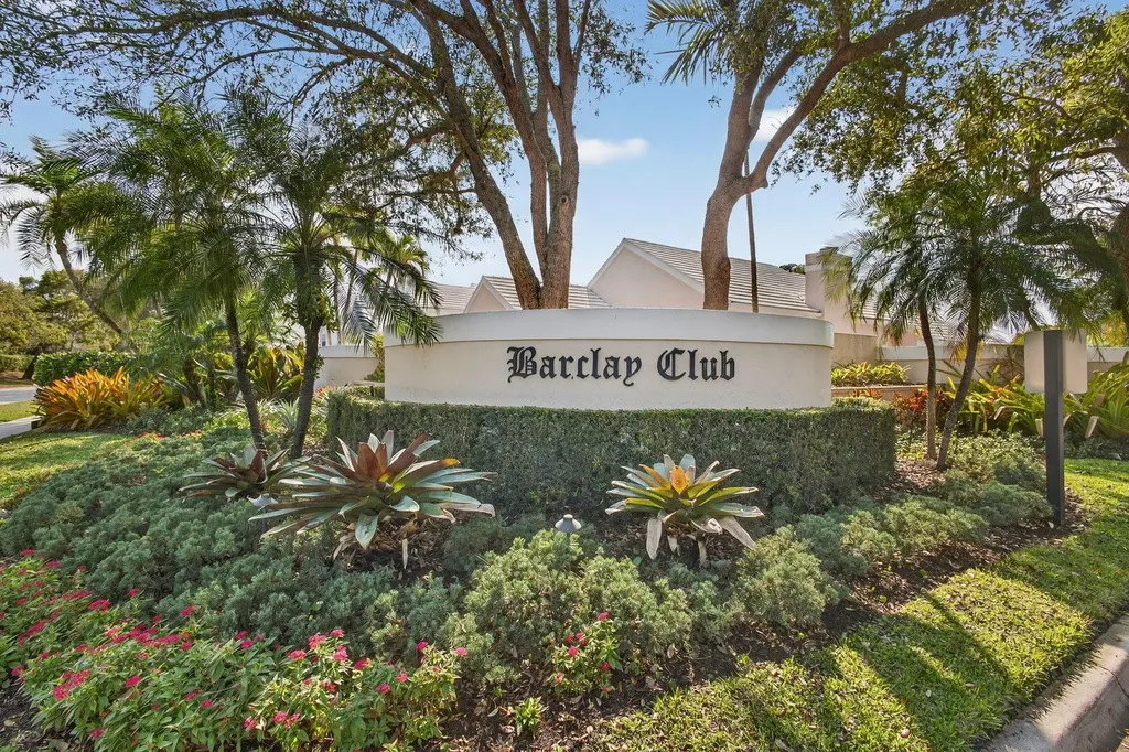 12 Wyndham Lane Palm Beach Gardens FL 33418