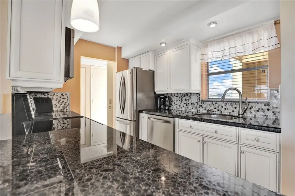 801 S Federal Highway Pompano Beach FL 33062