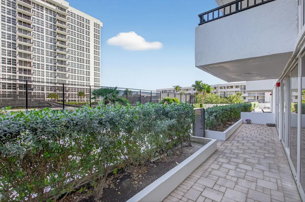 525 N Ocean Boulevard Pompano Beach FL 33062