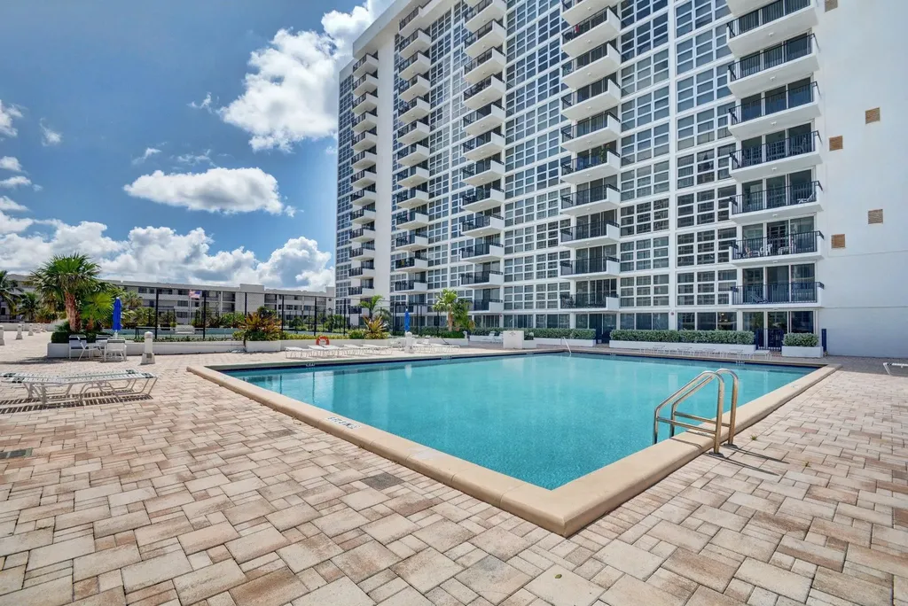 525 N Ocean Boulevard Pompano Beach FL 33062