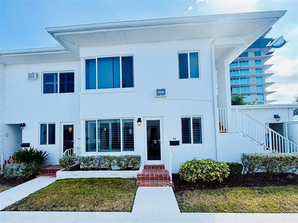 1187 Hillsboro Mile Hillsboro Beach FL 33062