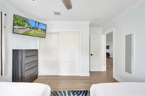 210 SE Park Street Dania Beach FL 33004