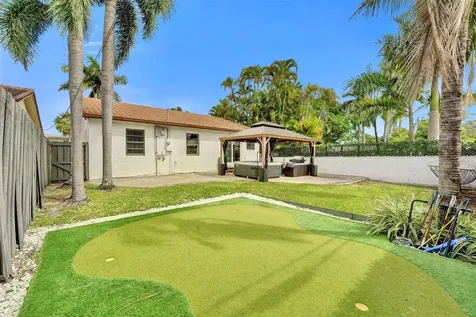 210 SE Park Street Dania Beach FL 33004
