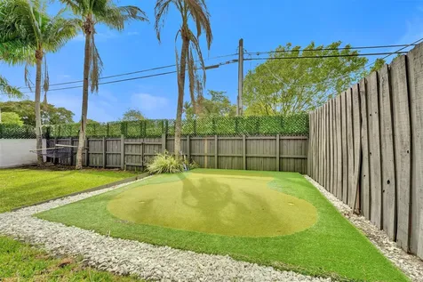 210 SE Park Street Dania Beach FL 33004