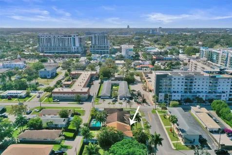 210 SE Park Street Dania Beach FL 33004