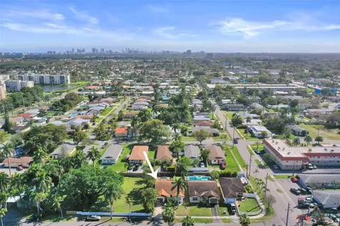 210 SE Park Street Dania Beach FL 33004
