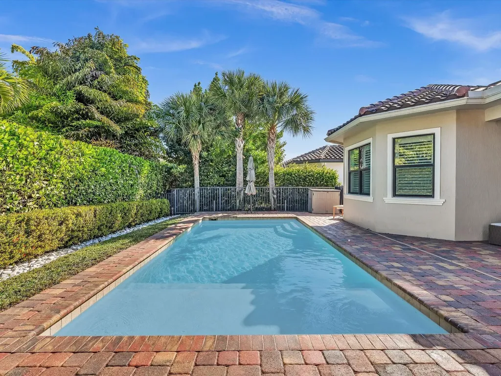 11715 NW 82nd Court Parkland FL 33076