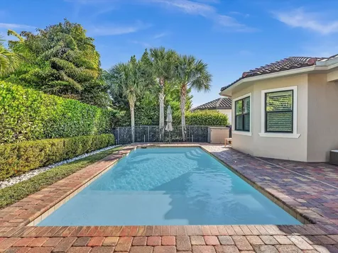 11715 NW 82nd Court Parkland FL 33076