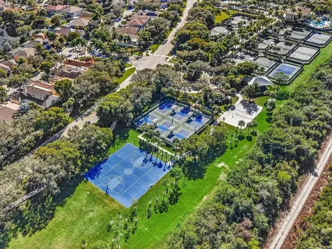 11715 NW 82nd Court Parkland FL 33076