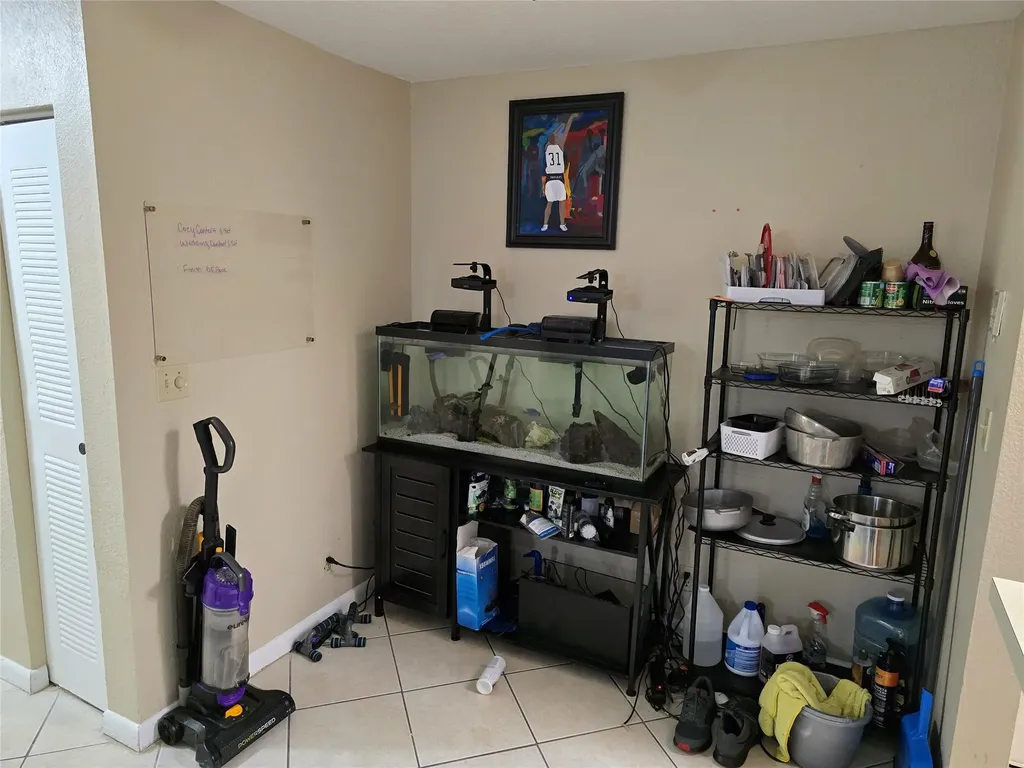 2846 S University Drive Davie FL 33328